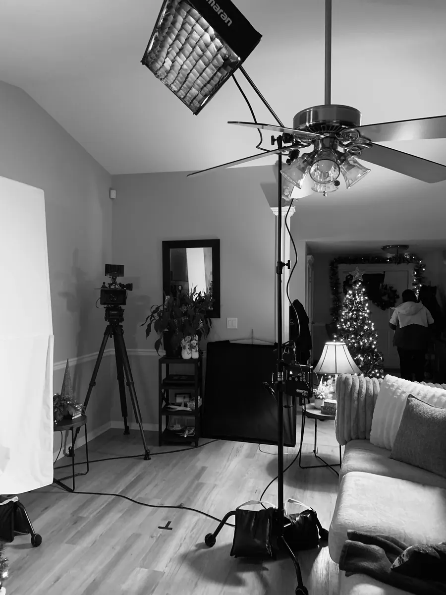 Lighting and camera setup inside the Christmas room during The Letter.
